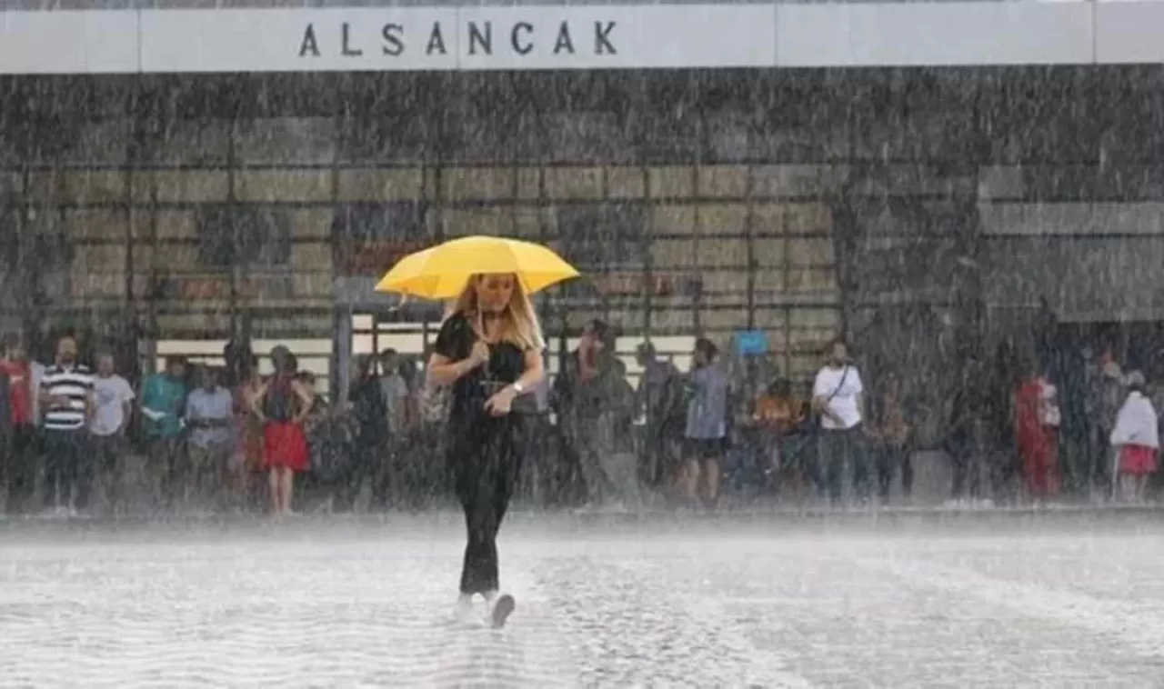 Metoeroloji Uyardı! İzmir'de hafta sonunuz zehir olabilir