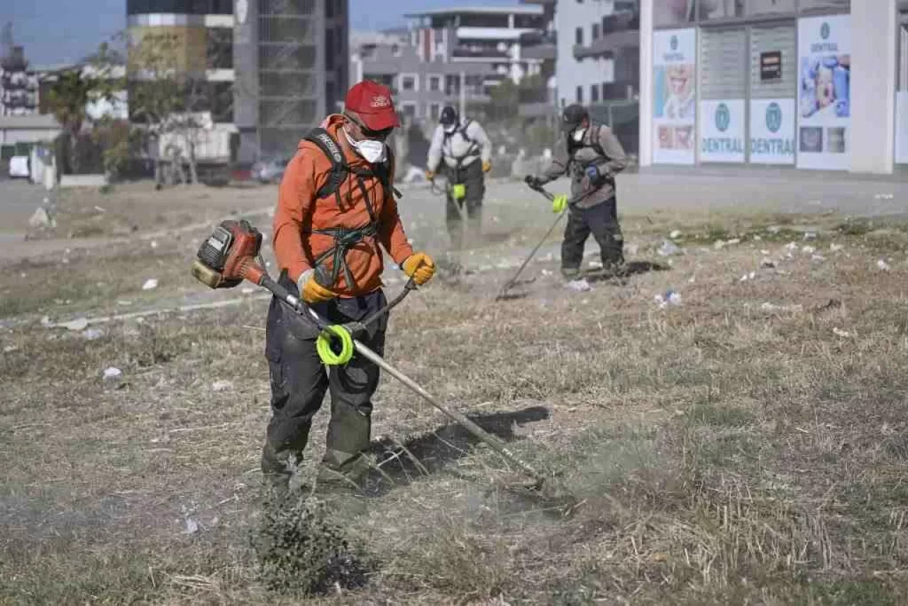 Bornova’da temizlik seferberliği