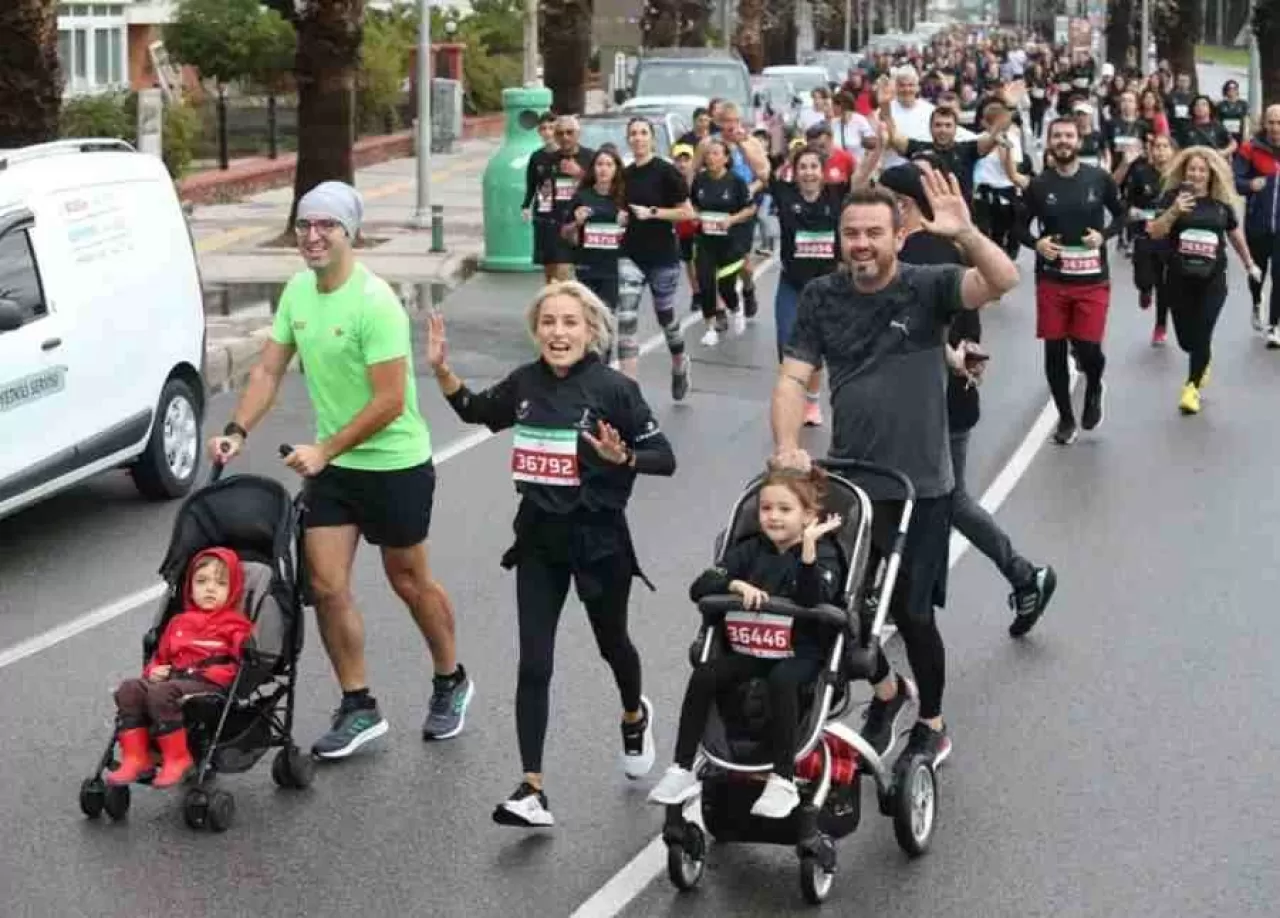 1500 Atatürk Sevdalısı, İzmir Ormanları İçin Koşacak!