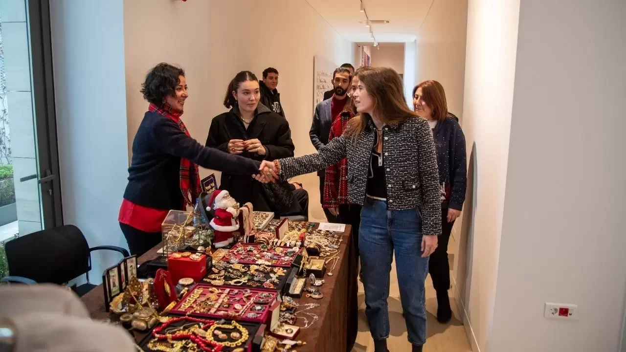 Alaçatı’da Yeni Yıl Masalı: Sanat, Eğlence ve Yerel Üretim Rüzgarı!