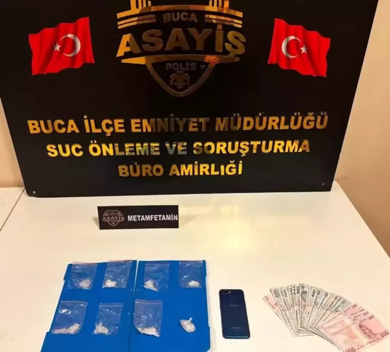 Buca’da Taksiden Uyuşturucu Çıktı: Sürücü Tutuklandı