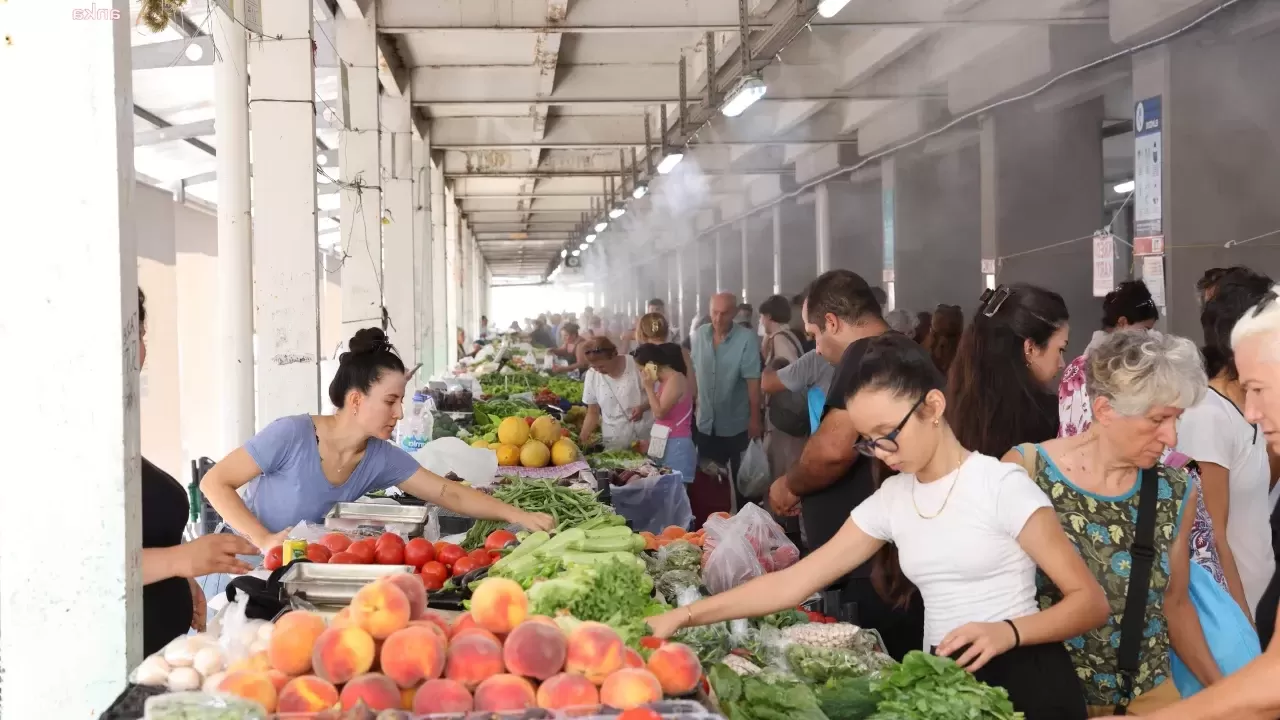 Marmaris Belediyesi Pazar Yerinde Serinletme Sistemi Oluşturdu! Esnaf ve Vatandaşlar Memnun