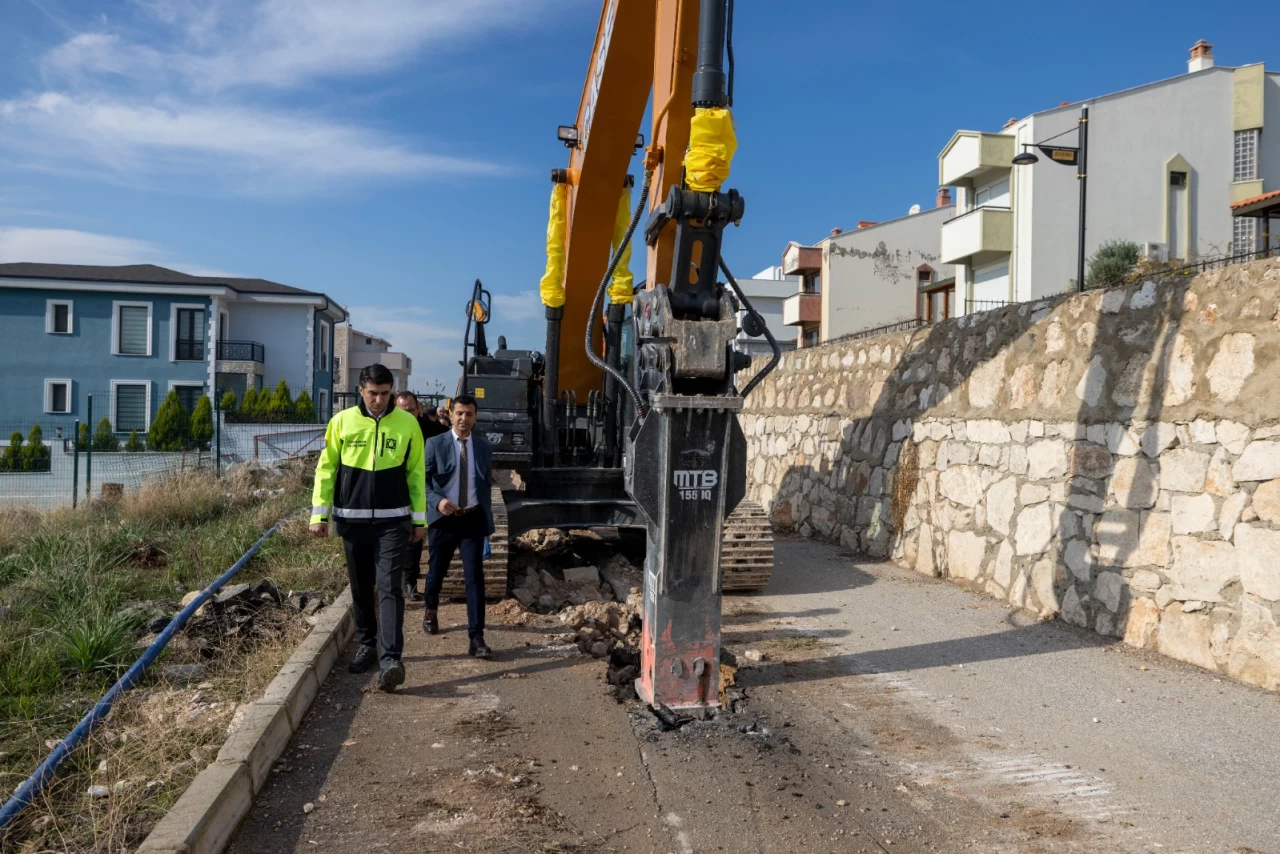 İZSU, Menemen'de 200 Km İçme Suyu Hattı İnşaatını Tamamlıyor