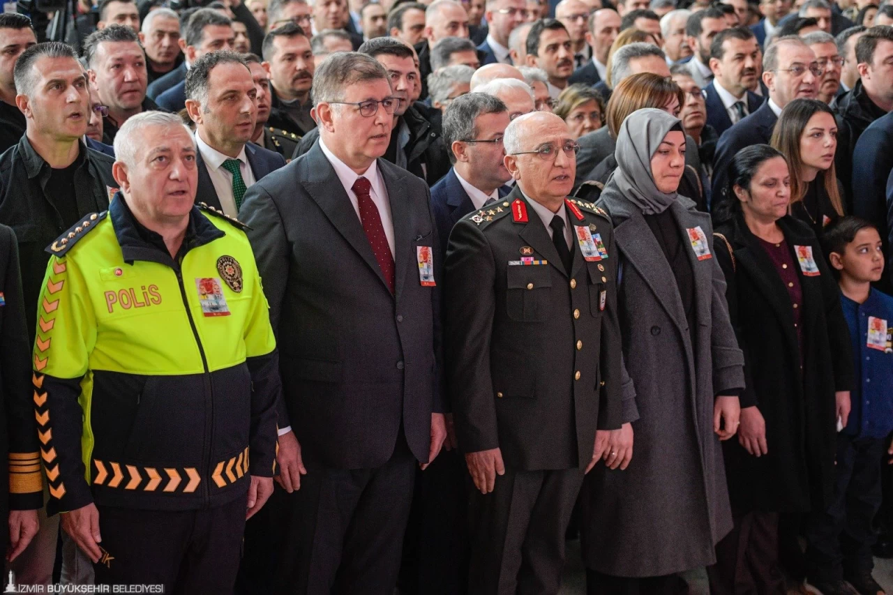 İzmir Adliyesi Şehitleri Fethi Sekin ve Musa Can Anıldı