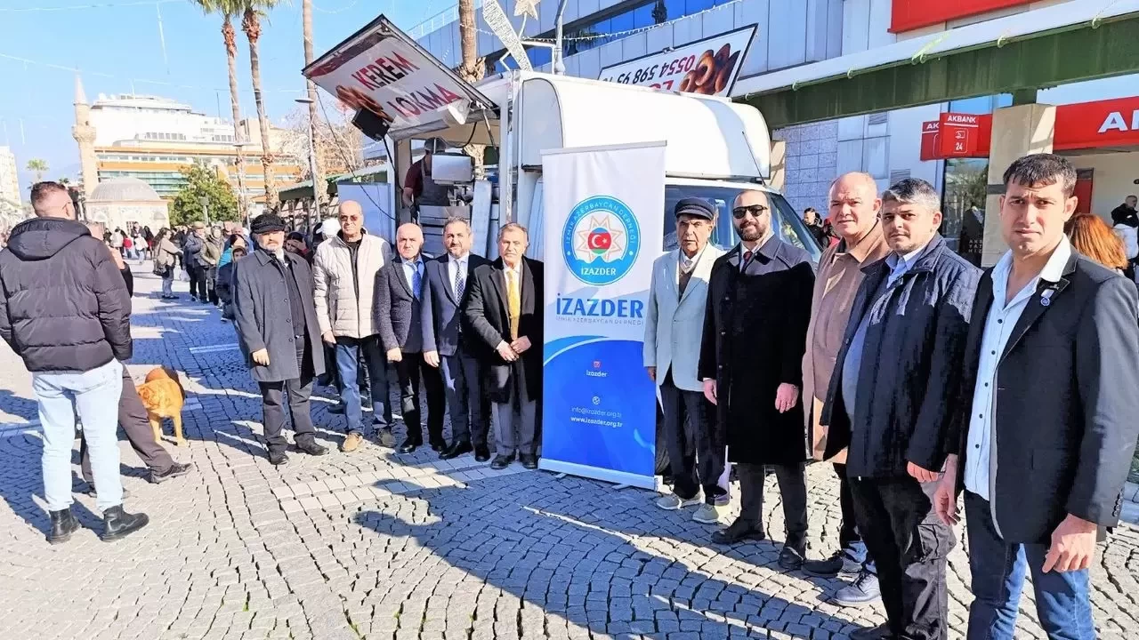 İzmir’de Lokma ve Acı: Düşürülen Azerbaycan Uçağının Yasını Tutan Şehir