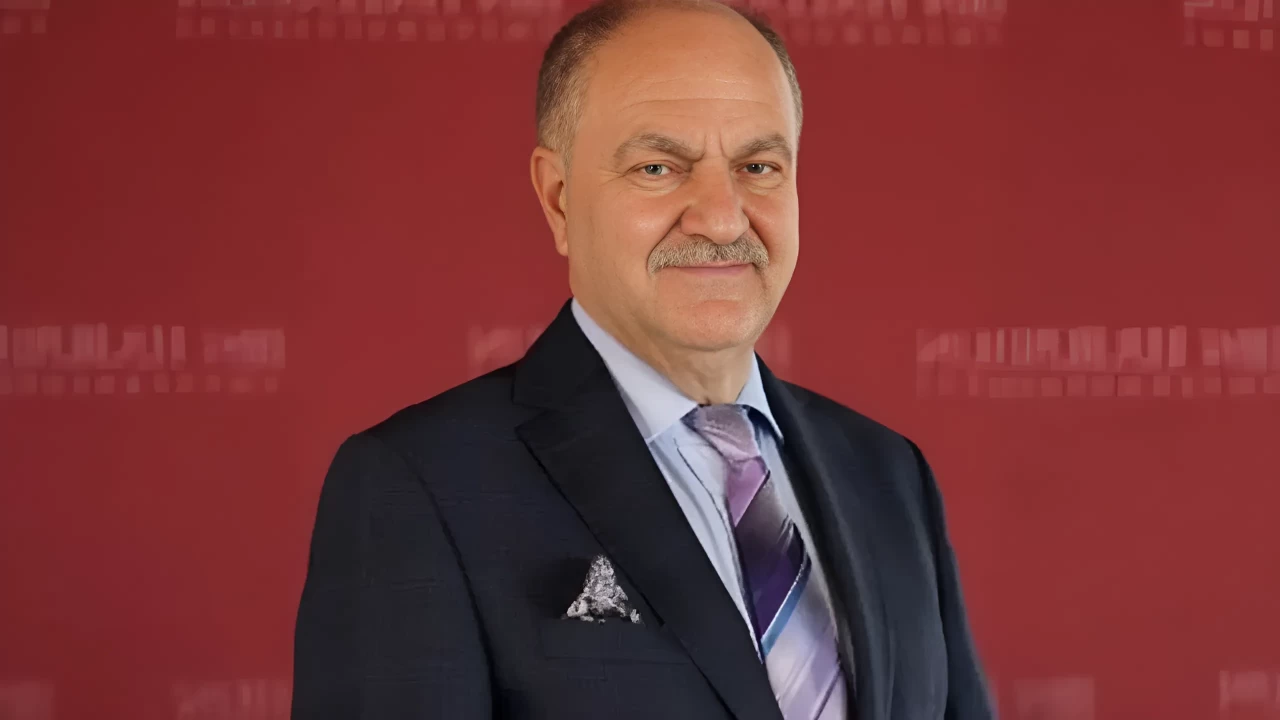 Burhan Köroğlu Kimdir, Kaç Yaşında, Evli Mi, Çocukları, Aslen Nerelidir? Türk Diplomasisinin Sessiz Gücü