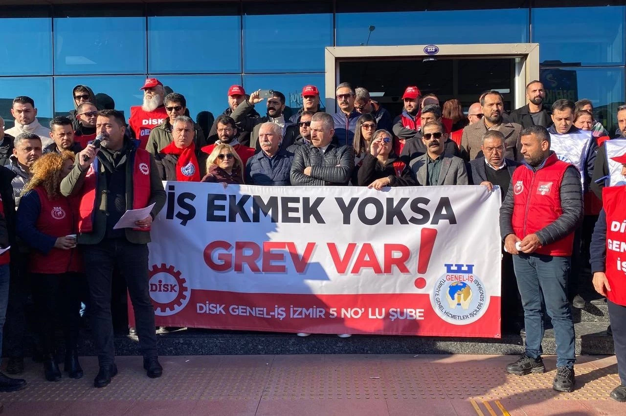 Karabağlar Belediyesi'nde Görüşmeler Tıkandı! Greve Gidiliyor..