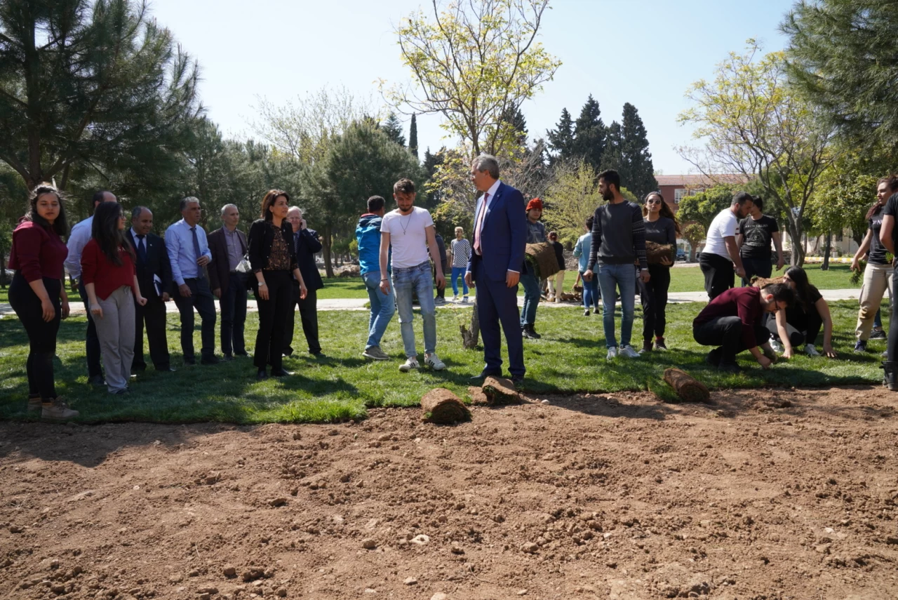 Ege Üniversitesi Karbon Ayak İzini Azaltma Mücadelesinde Öncü Adımlar Atıyor