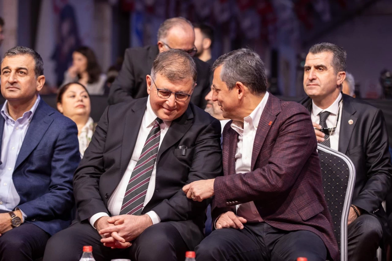 CHP İzmir'de iki günlük çalıştay: "İzmir biziz, biz İzmir’iz"