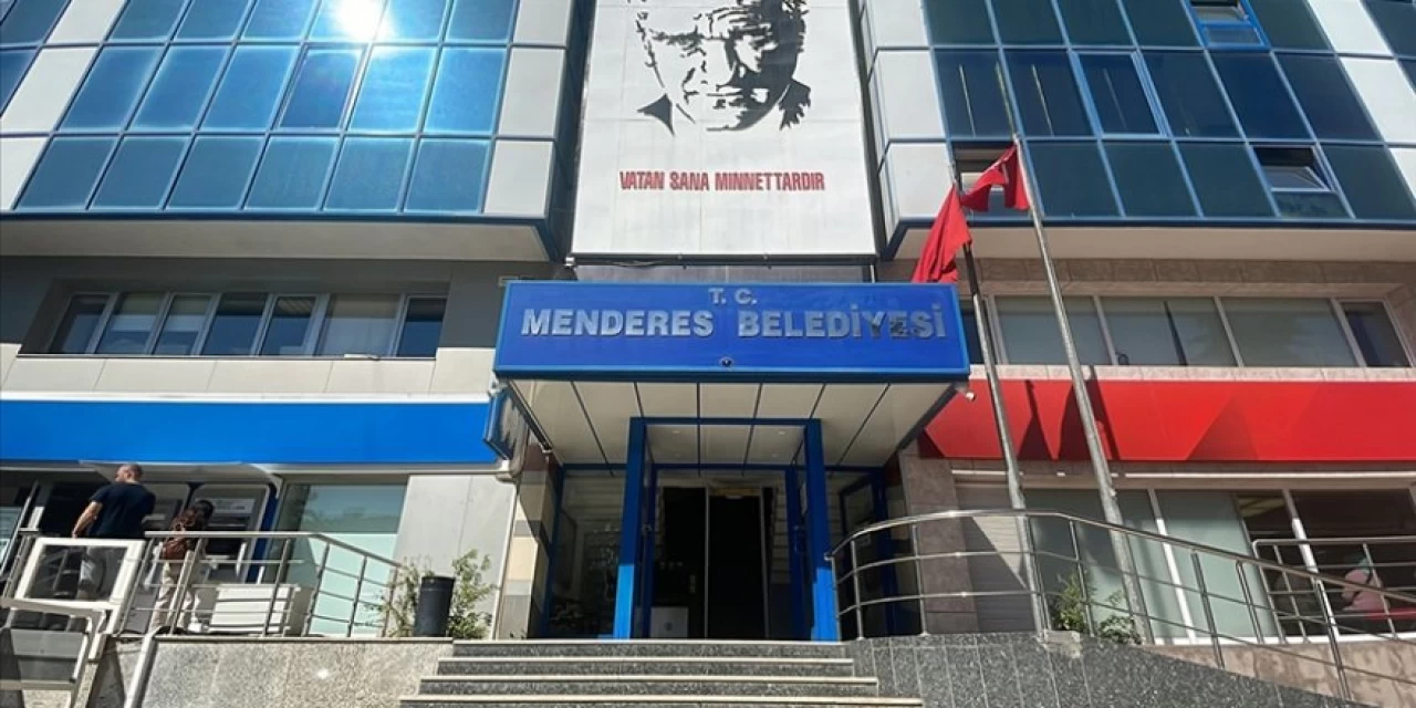 Menderes’te CHP İçindeki Çatlak Derinleşiyor: Fatih Kıraç İstifasını Geri Aldı