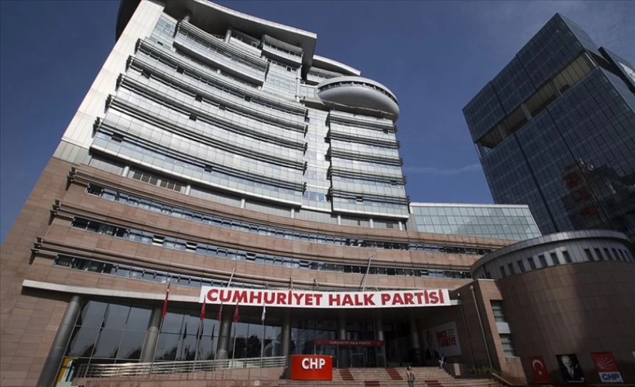 İzmir'deki CHP'li Başkanlar Ankara'ya anket sonuçları için gidecek