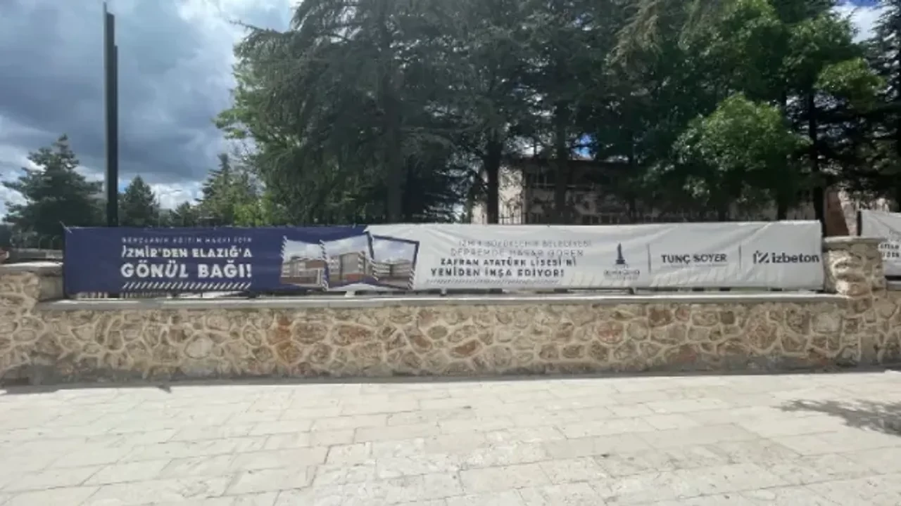 İzmir, Elazığ’daki Depremde Yıkılan Okul İçin İkinci İhaleye Çıkıyor!