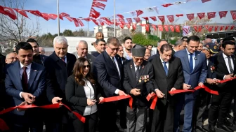 Bornova Belediyesi, KKTC Parkı'nı Rauf Denktaş'ın doğum gününde açtı