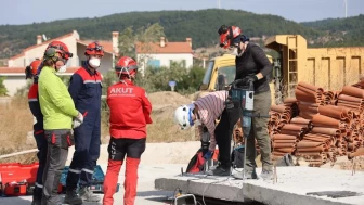 Urla Belediyesi, AKUT İle İş Birliği Protokolü İmzaladı