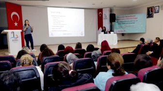 Bayraklı’da Hayat Kurtaran Seminer: Kanserle Mücadelede Yeni Adımlar