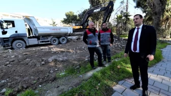 Bornova'da Atıl Alana Ücretsiz Halk Otoparkı İnşa Ediliyor