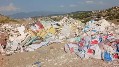 İzmir Karabağlar'da moloza geçit yok!