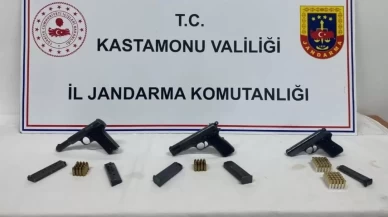 Kastamonu'da Silah Kaçakçılığı Operasyonu: 3 Ruhsatsız Tabanca Ele Geçirildi