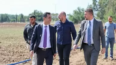 CHP Genel Başkan Yardımcısı Erhan Adem'den Buca'nın tarım çalışmalarına övgü