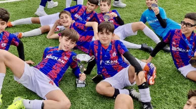 İzmir U-12 Cumhuriyet Kupası'nda Altınordu Şampiyonluğu Kazandı