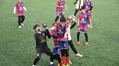 Manisa'da U11 Manisa Cup Futbol Turnuvası'nda Şampiyonlar Belli Oldu