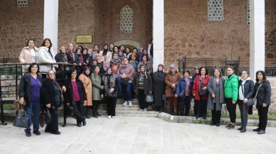 Manisa Saruhanlı'dan gelen kadın kafilesi Manisa'yı keşfetti