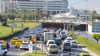 TÜİK 2024 Verileri: İzmir’de Trafiğe Kayıtlı Taşıt Sayısı 1,9 Milyonu Aştı