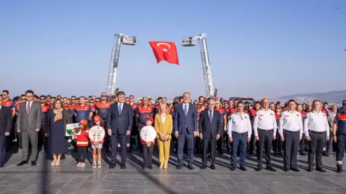 İzmir Büyükşehir Belediye Başkanı Dr. Cemil Tugay, 101’inci İtfaiye Haftası’nın açılış törenine katıldı