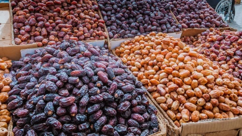 Ramazan'da Hurma Tüketirken Dikkat! Hileli Ürünler Sağlığınızı Tehdit Ediyo