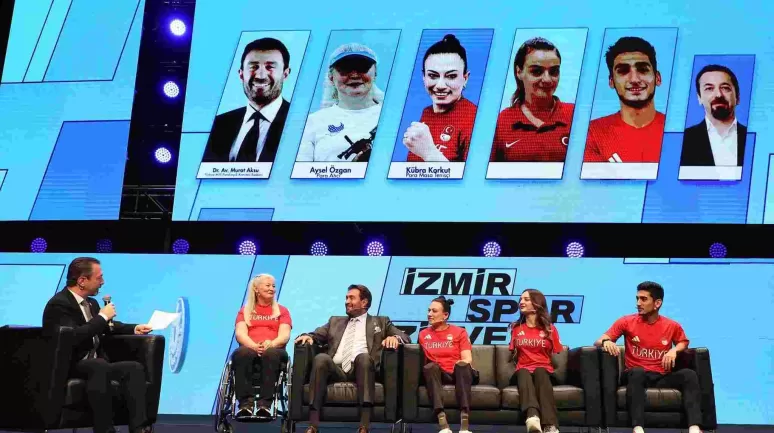 İz bırakan sporcular İzmir Spor Zirvesi’nde